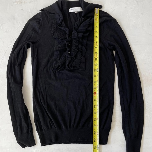 Vintage Carolina Herrera Ruffle Chest Sweater Size S - Picture 9 of 9